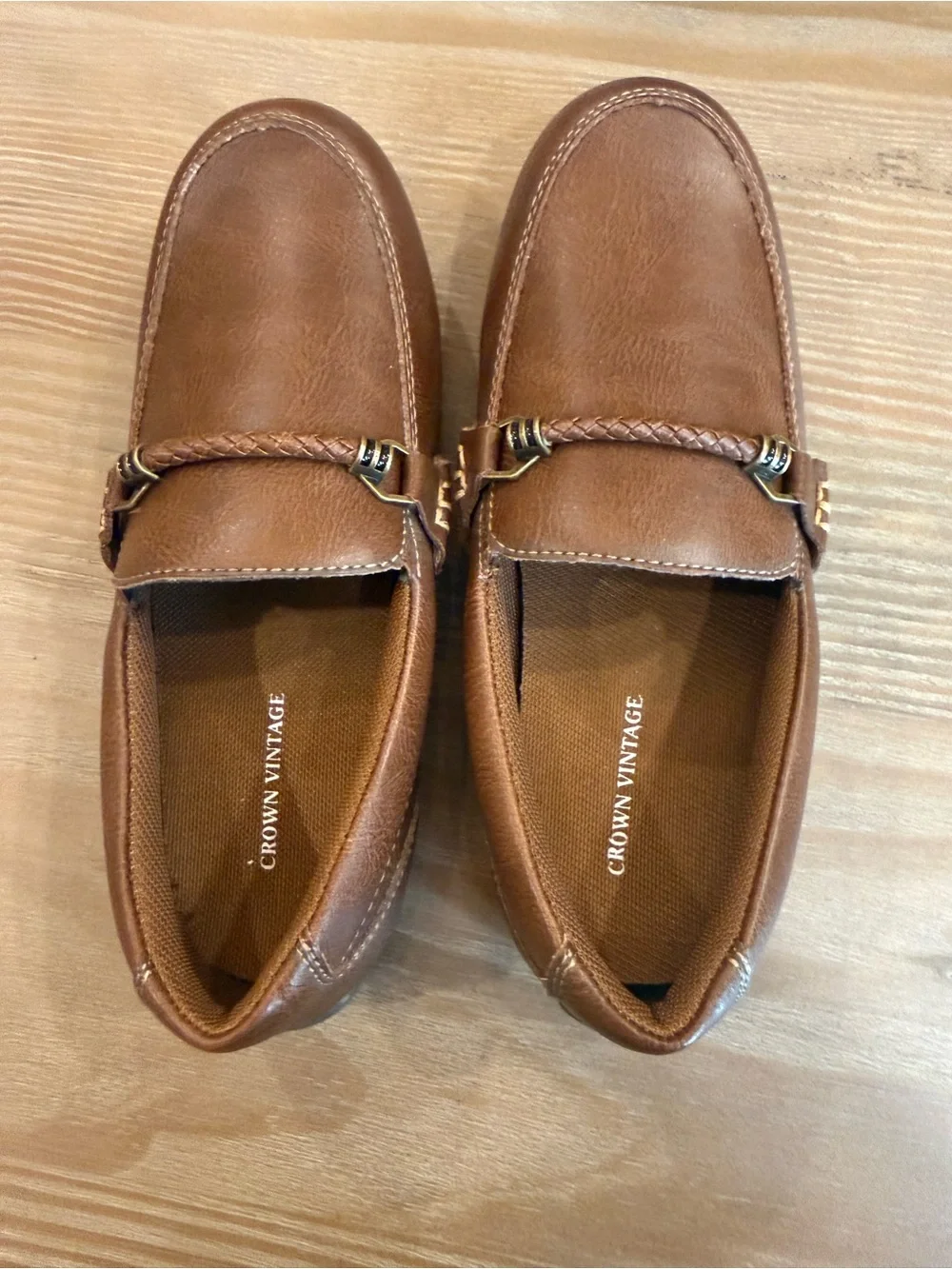 Crown Vintage Boys Brown Leather Slip-On Loafers Never worn